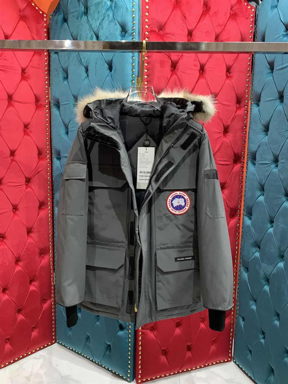 CANADA GOOSE EXPEDITION PARKA FUSION FIT HERITAGE – CN06