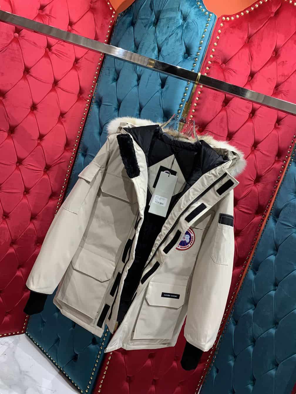 CANADA GOOSE EXPEDITION PARKA FUSION FIT HERITAGE – CN07