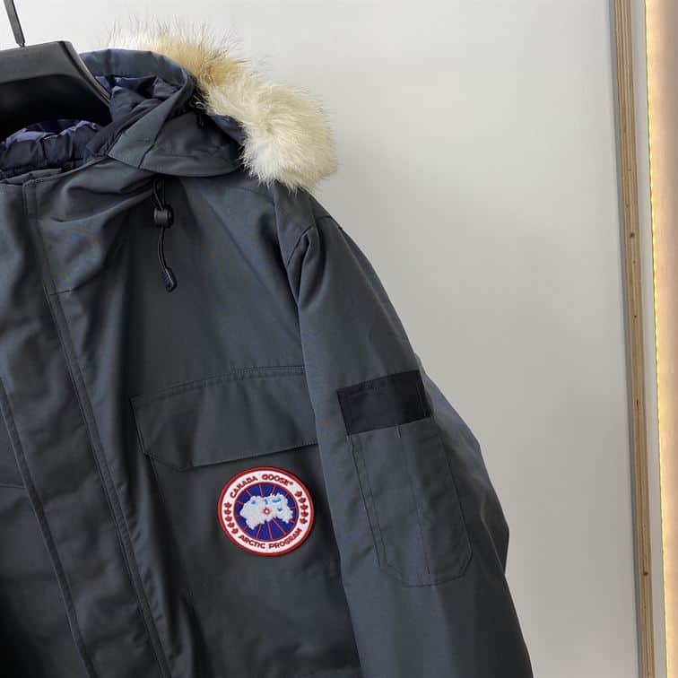 CANADA GOOSE EXPEDITION PARKA FUSION FIT HERITAGE – CN09