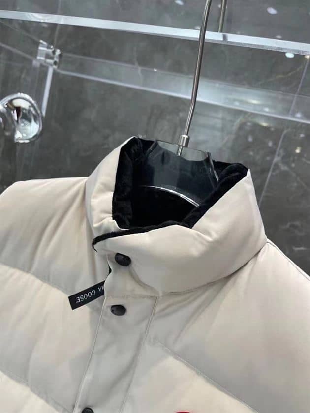 CANADA GOOSE FREESTYLE QUILTED ARTIC-TECH GILET – CN10