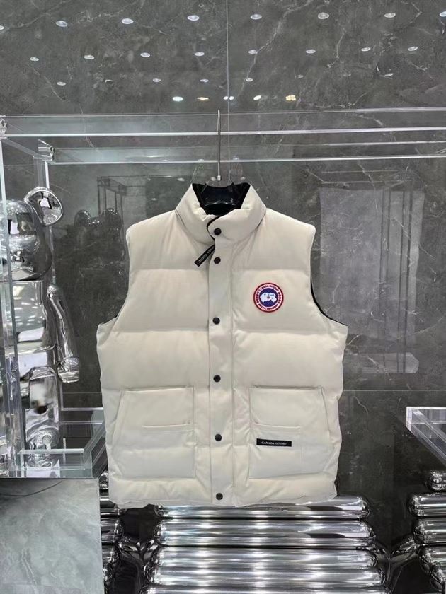 CANADA GOOSE FREESTYLE QUILTED ARTIC-TECH GILET – CN10