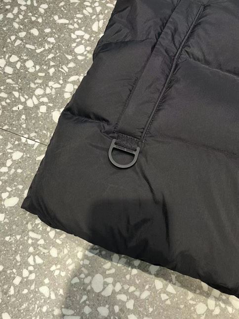 CANADA GOOSE JACKET – CN29