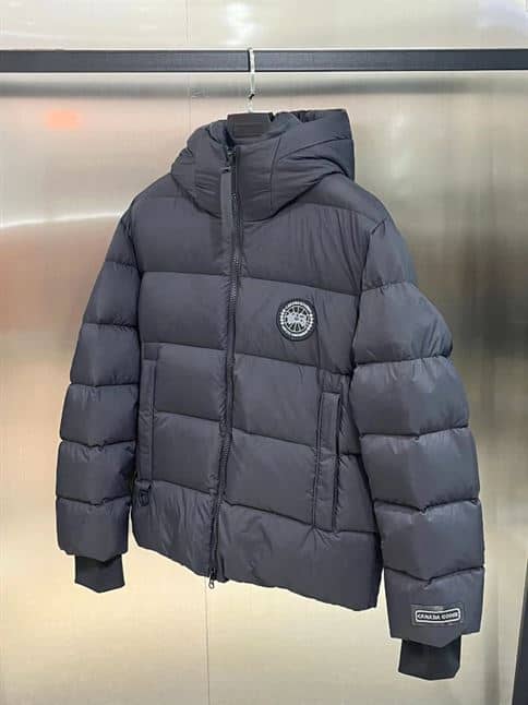 CANADA GOOSE JACKET – CN29