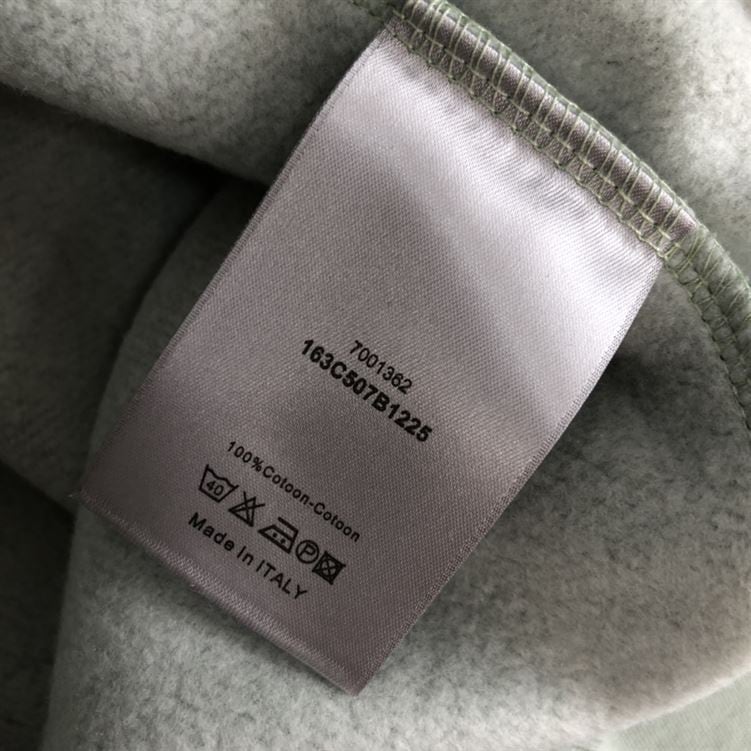 DIOR CD ICON HOODED SWEATSHIRT – DOS006