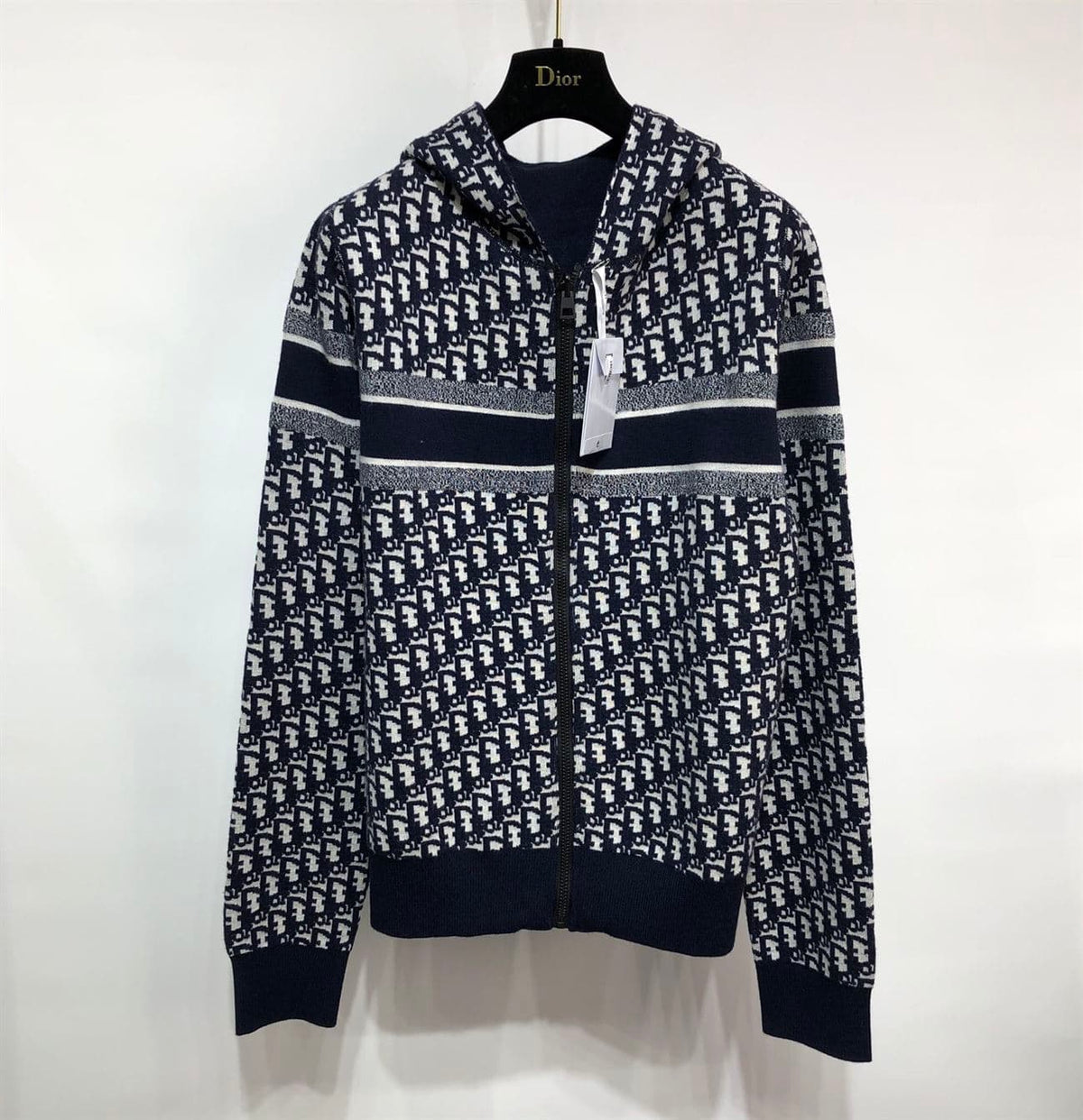 DIOR HOODIE – DOS011
