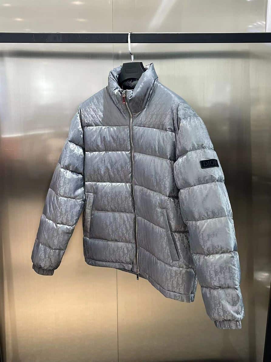 DIOR OBLIQUE DOWN JACKET TECHNICAL JACQUARD – DRC019