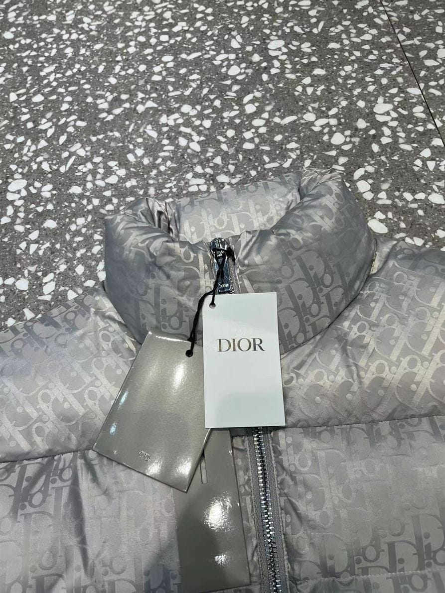 DIOR OBLIQUE DOWN JACKET TECHNICAL JACQUARD – DRC020