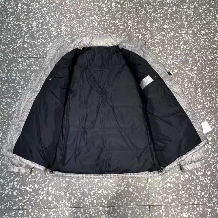 DIOR OBLIQUE DOWN JACKET TECHNICAL JACQUARD – DRC020