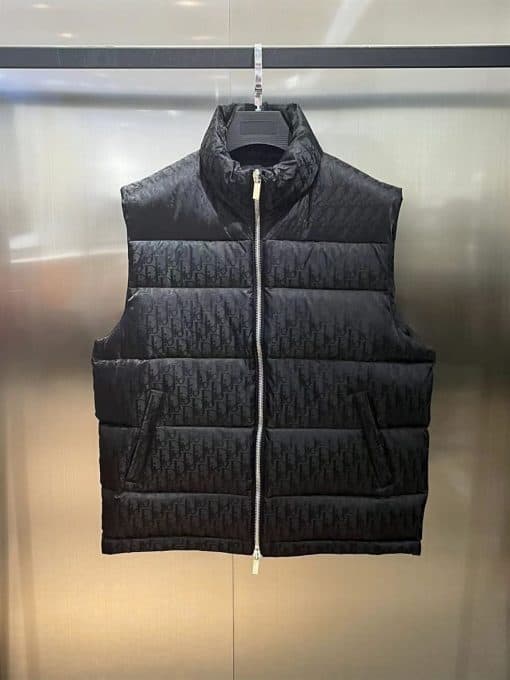 DIOR OBLIQUE SLEEVELESS DOWN JACKET – DRC012