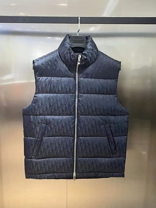 DIOR OBLIQUE SLEEVELESS DOWN JACKET – DRC014