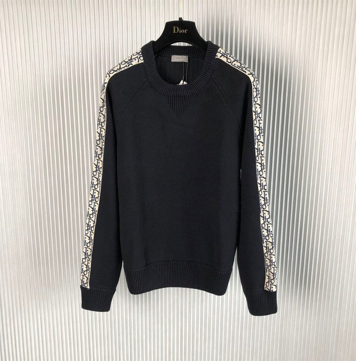 DIOR SWEATER WITH DIOR OBLIQUE INSERTS – DOS018