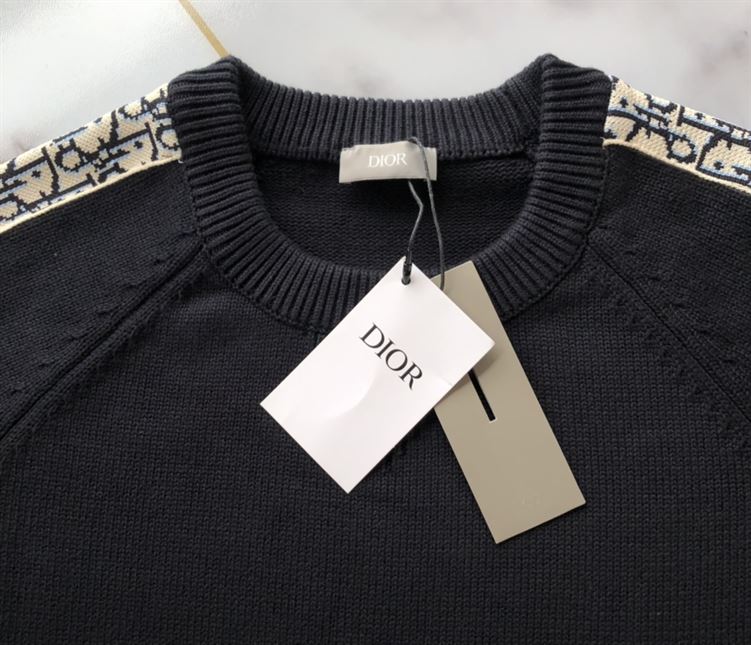 DIOR SWEATER WITH DIOR OBLIQUE INSERTS – DOS018