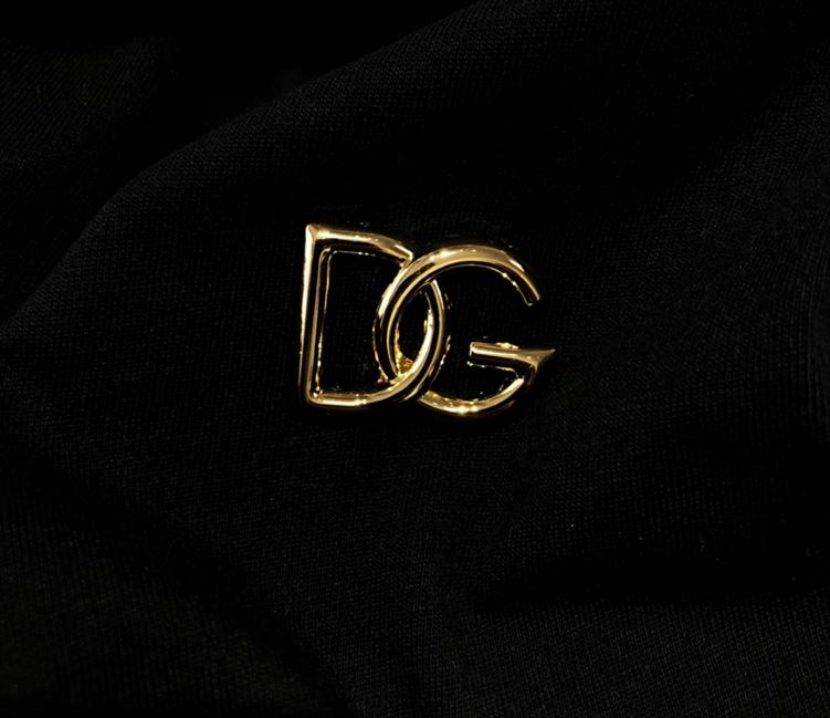 DOLCE &GABBANA COTTON T-SHIRT WITH METALLIC DG LOGO – DT015