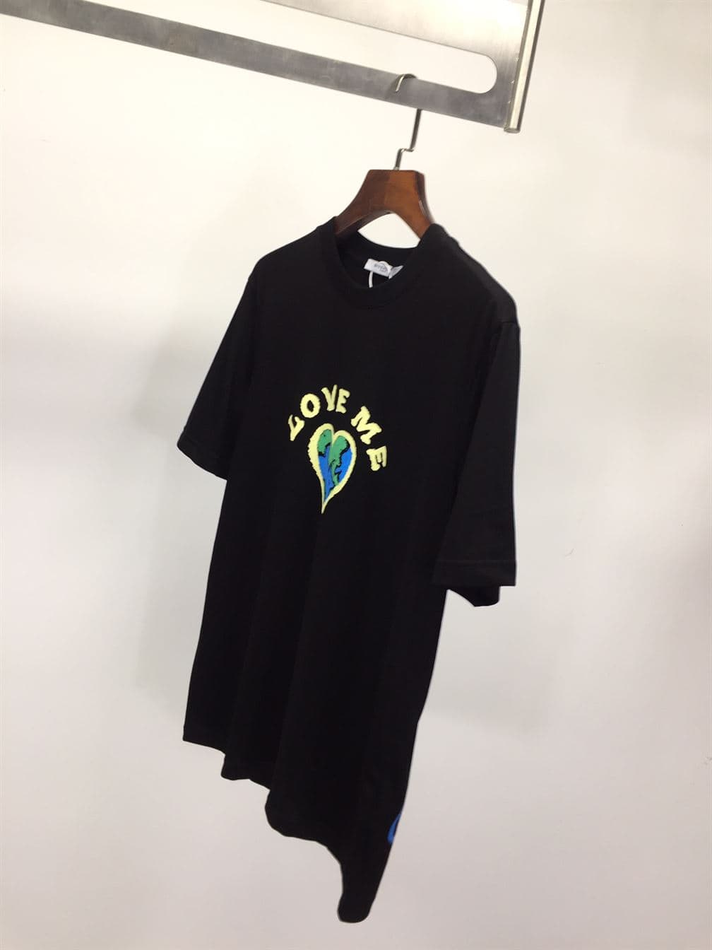 GIVENCHY LOVE ME PRINTED COTTON-JERSEY T-SHIRT – GTS010