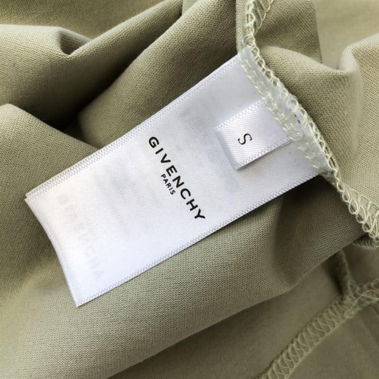 GIVENCHY SLIM FIT T-SHIRT IN JERSEY WITH CERAMIC PRINT IN LIGHT GREEN – GTS004