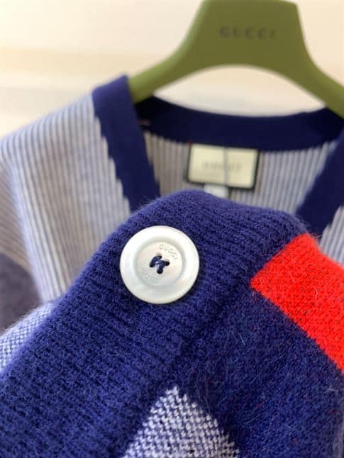 GUCCI BLUE CARDIGAN BUTTONS – GCK026