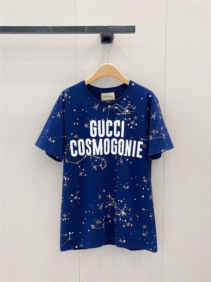 GUCCI ‘CRUISE 2023 GUCCI COSMOGONIE’ COTTON JERSEY T-SHIRT – GGS038