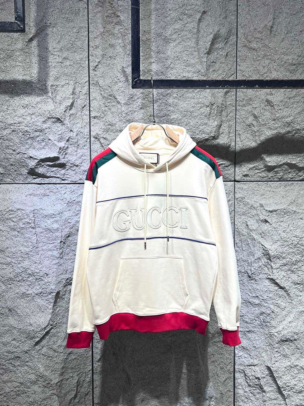 GUCCI HOODED SWEATSHIRT – GCK051