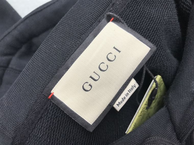 GUCCI HOODIE IN BLACK – GCK021