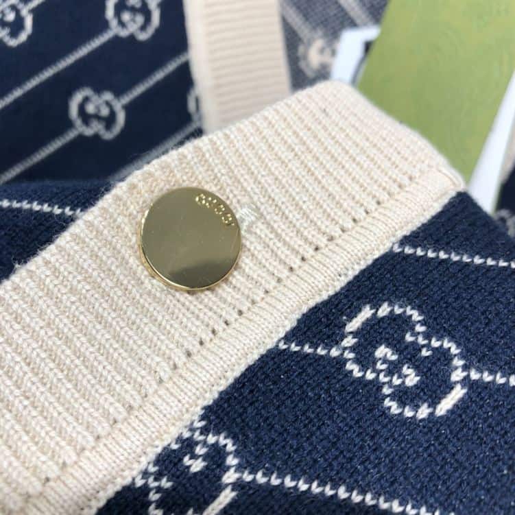 GUCCI NAVY & OFF-WHITE GG JACQUARD CARDIGAN – GCJ003