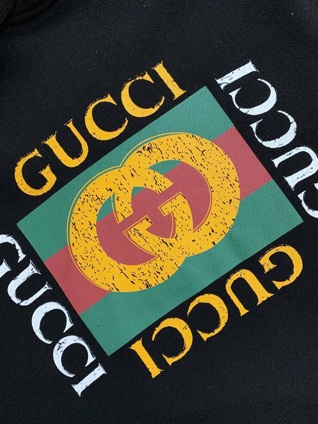 GUCCI OVERSIZE SWEATSHIRT WITH GUCCI LOGO – GCK004