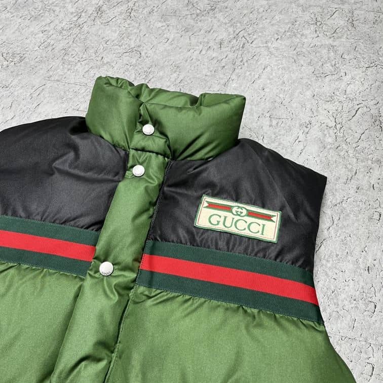 GUCCI WEB STRIPE PADDED DOWN GILET – GCJ026