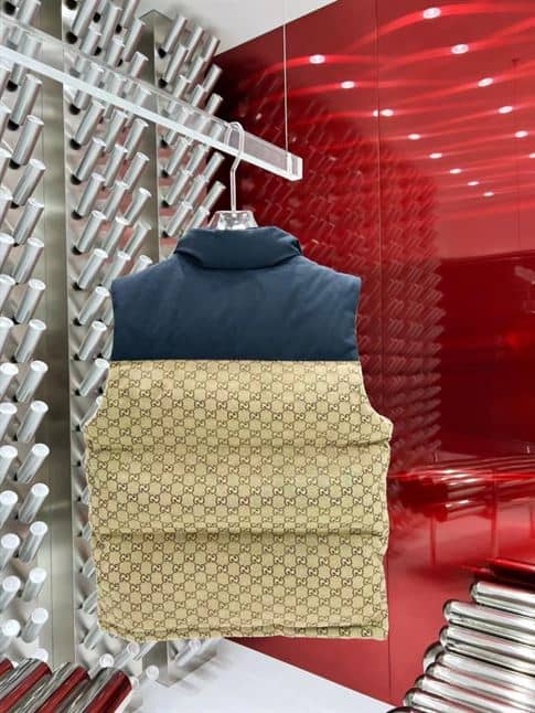 GUCCI X THE NORTH FACE GG PADDED VEST BLACK EBONY BEIGE – GCJ043