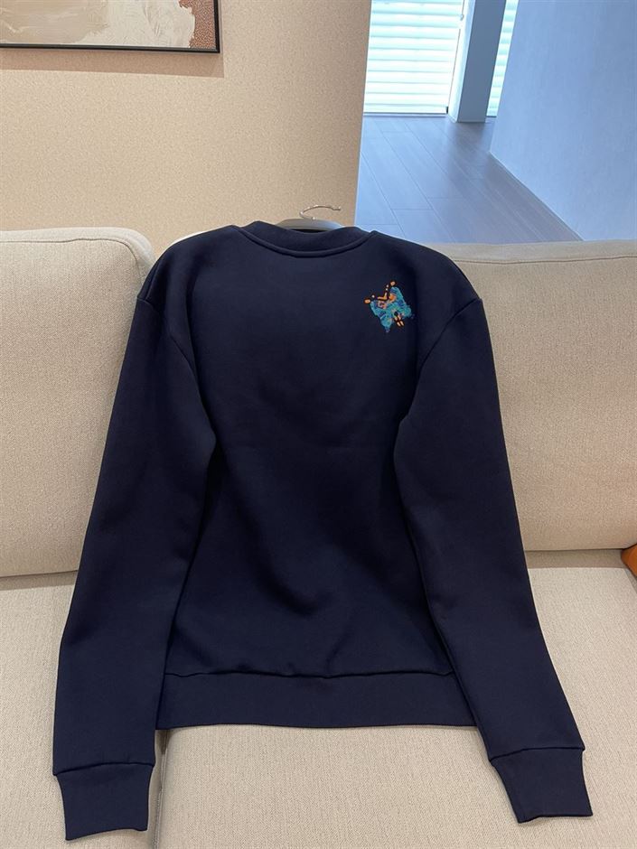 LOUIS VUITTON BUTTERFLIES CREWNECK SWEATSHIRT – LVH039