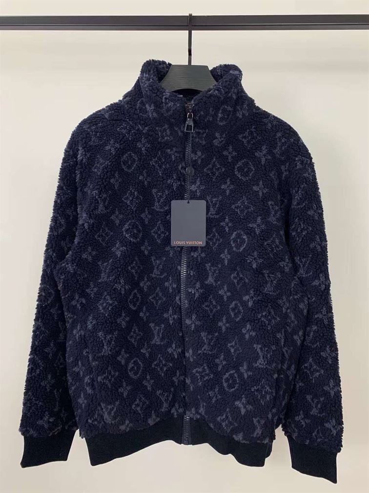 LOUIS VUITTON COAT – LVC010