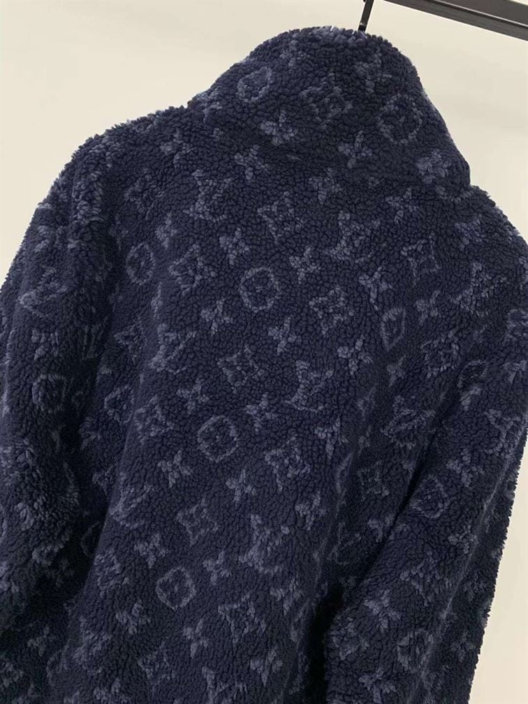 LOUIS VUITTON COAT – LVC010