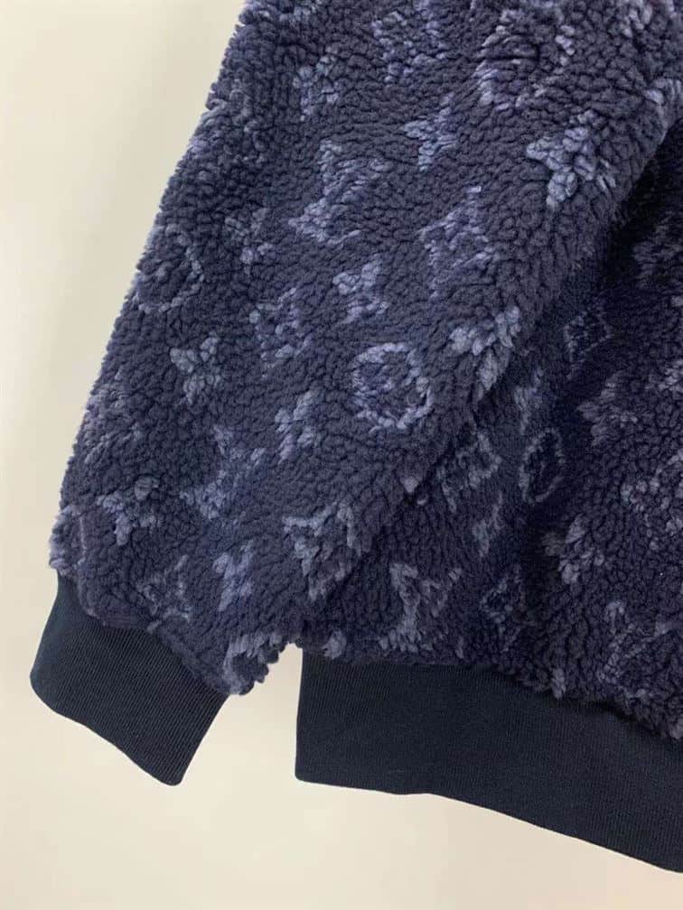 LOUIS VUITTON COAT – LVC010