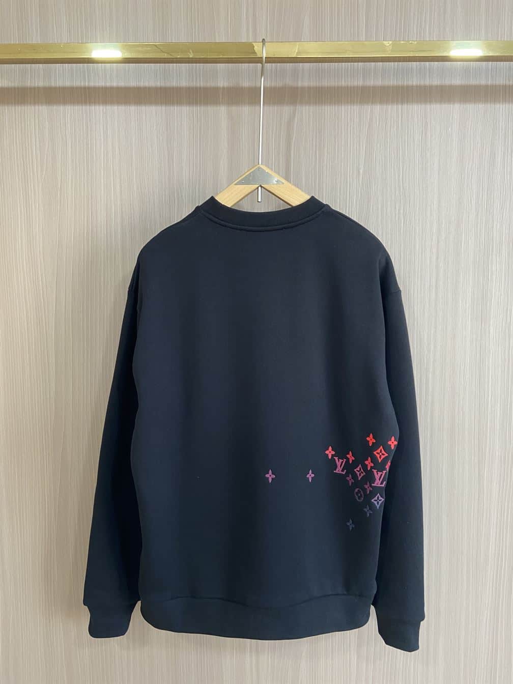LOUIS VUITTON EMBROIDERED COTTON SWEATSHIRT BLACK – LH066