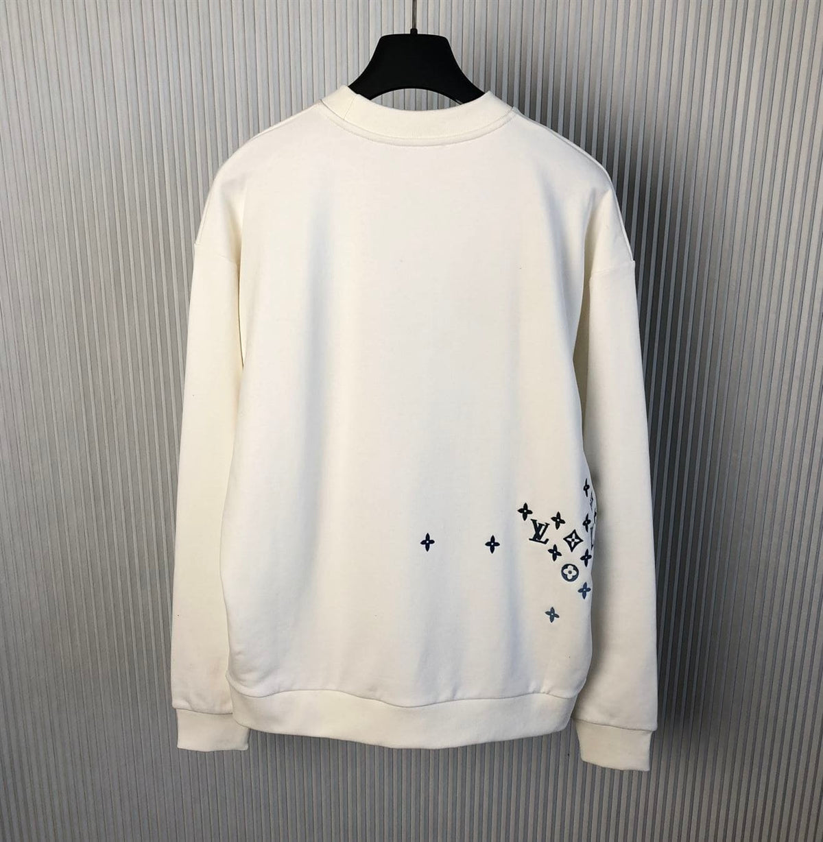 LOUIS VUITTON EMBROIDERED COTTON SWEATSHIRT MILK WHITE – LH065