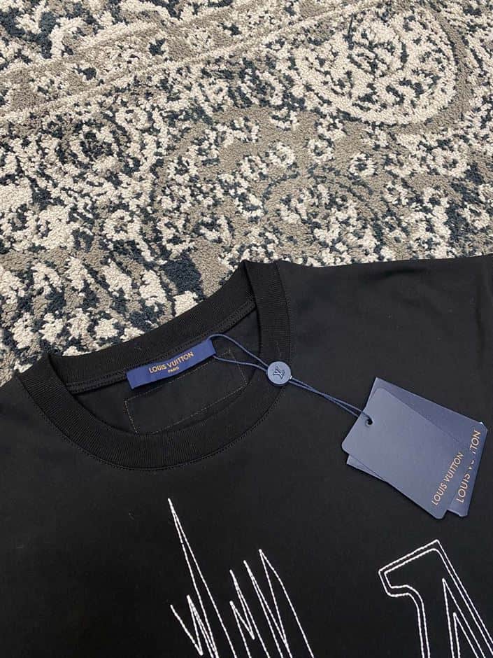 LOUIS VUITTON FREQUENCY GRAPHIC T-SHIRT – LVTS041