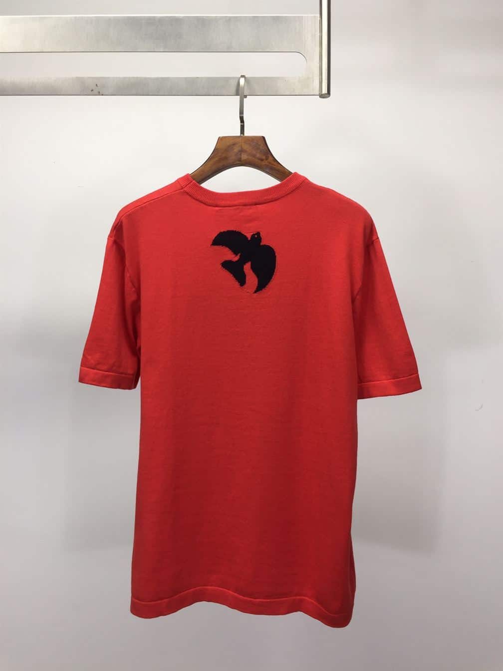 LOUIS VUITTON GRAPHIC SHORT-SLEEVED T-SHIRT – LVTS030