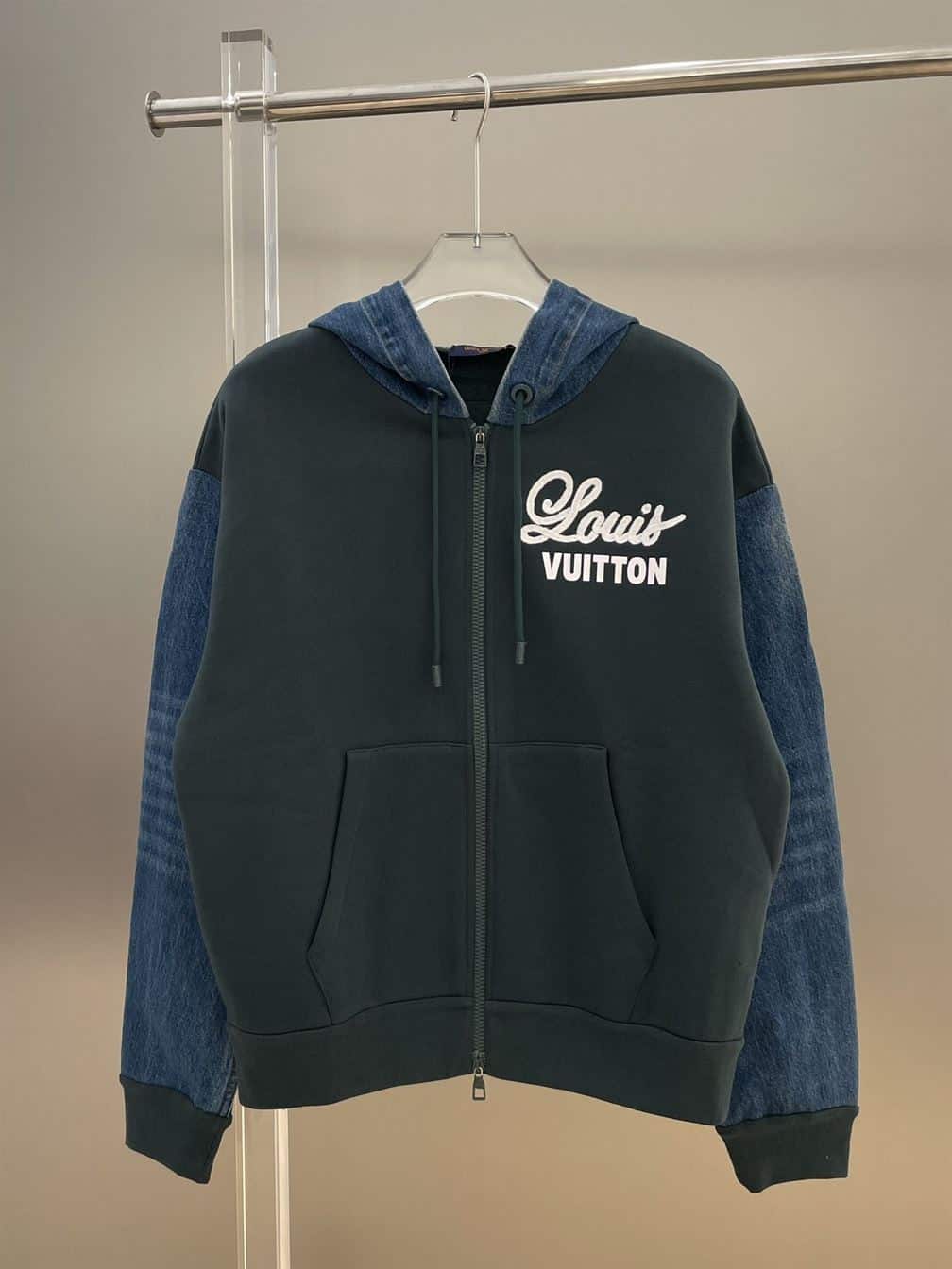 LOUIS VUITTON HYBRID DOODIE DENIM JACKET – LVC032