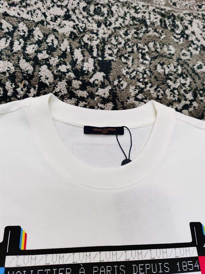 LOUIS VUITTON JAZZ FLYERS SHORT-SLEEVED T-SHIRT – LVTS038