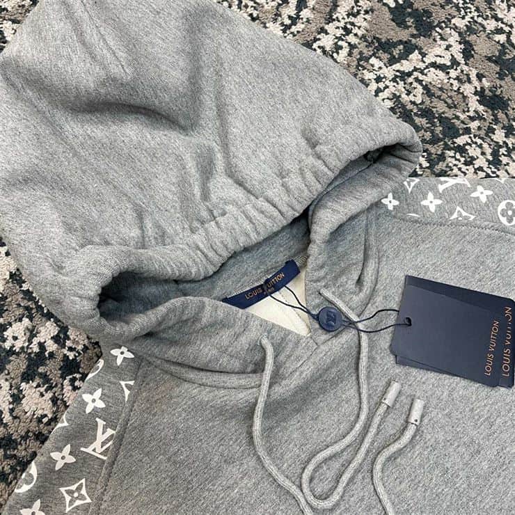 LOUIS VUITTON MONOGRAM CIRCLE CUT HOODIE – LVH036