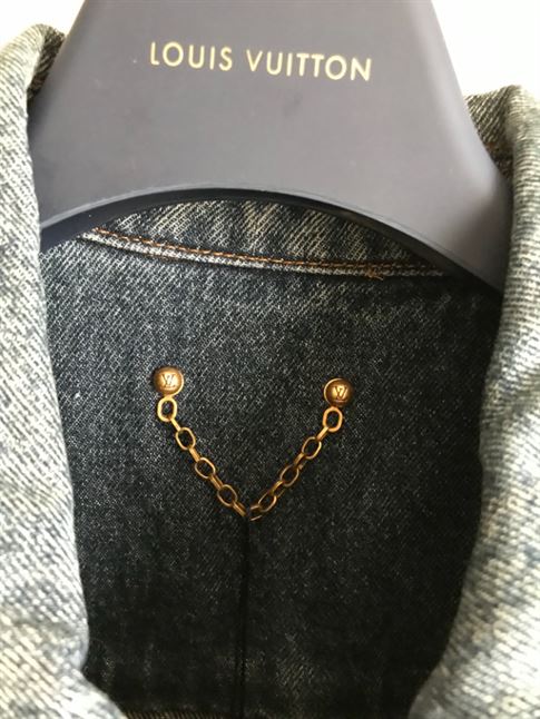 LOUIS VUITTON MONOGRAM DENIM JACKET – LVC040
