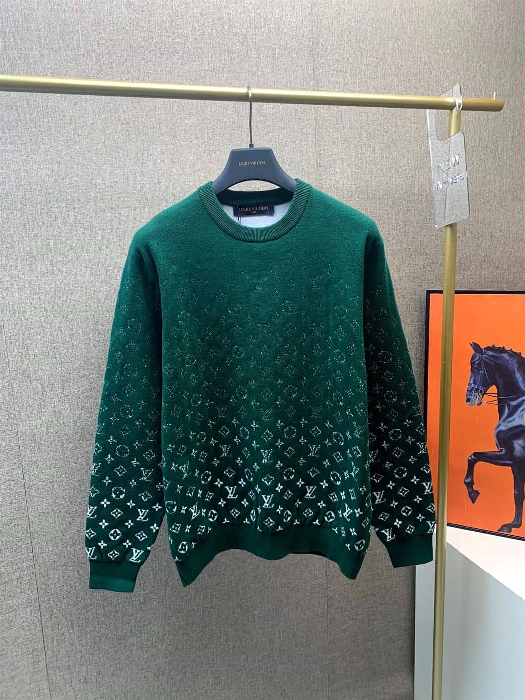 LOUIS VUITTON MONOGRAM GRADIENT COTTON CREWNECK – LVH051