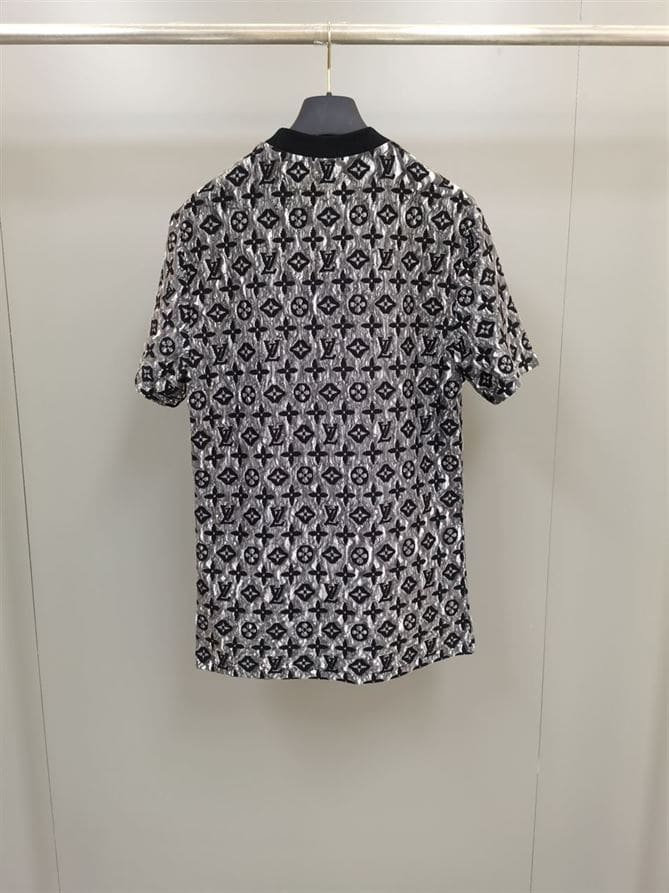 LOUIS VUITTON MONOGRAM T-SHIRT – LVTS040