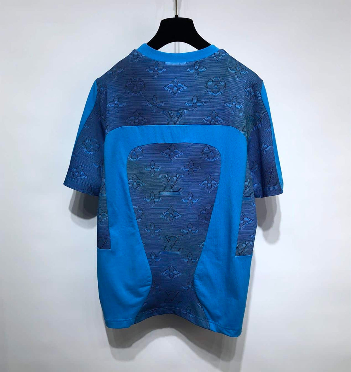 LOUIS VUITTON T-SHIRT – LVTS006