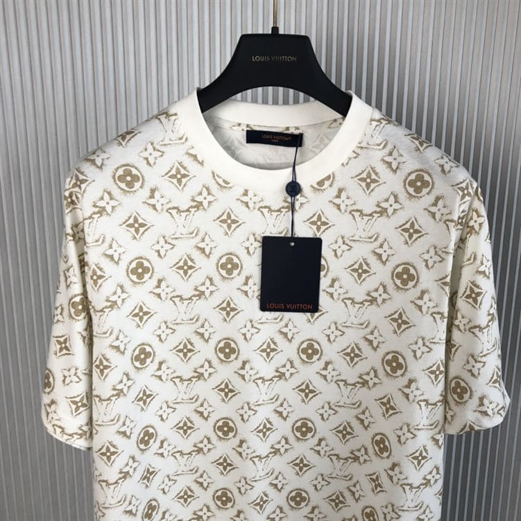 LOUIS VUITTON T-SHIRT – LVTS065
