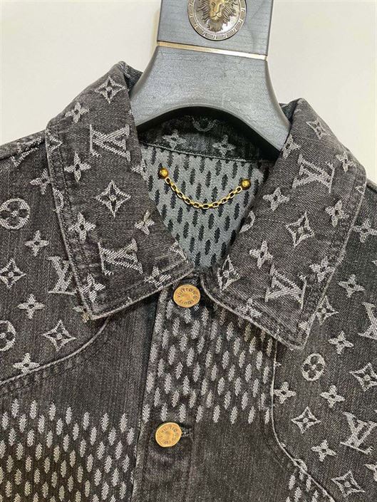 LOUIS VUITTON X NIGO GIANT DAMIER WAVES MNGM DENIM JACKET NOIR – LVC001