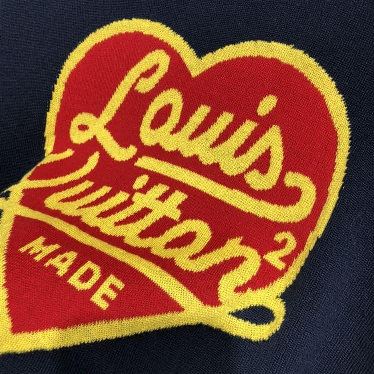 LOUIS VUITTON X NIGO INTARSIA JACQUARD HEART CREWNECK – LVTS049