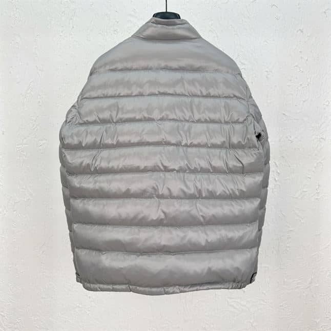 MONCLER ACORUS QUILTED DOWN JACKET IN GREY – MC058