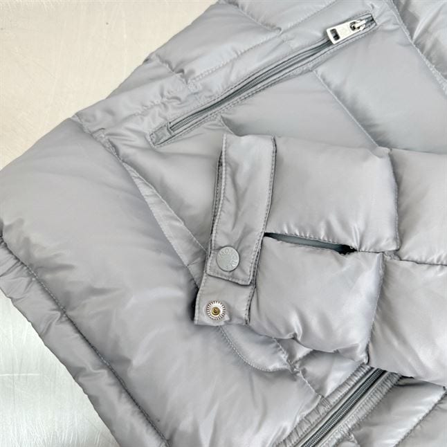 MONCLER ACORUS QUILTED DOWN JACKET IN GREY – MC058