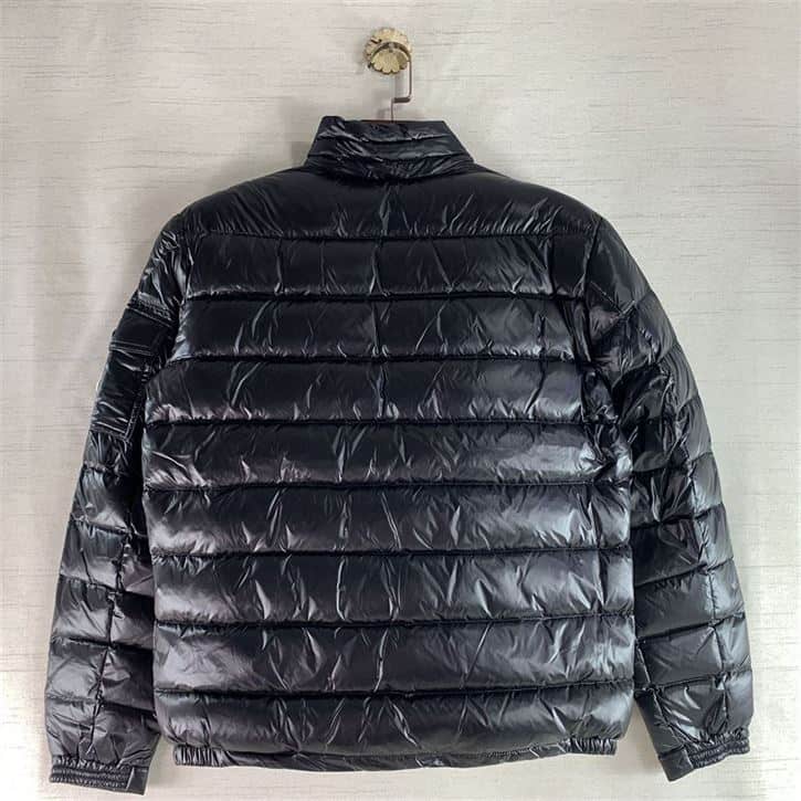 MONCLER ACORUS SHORT DOWN JACKET – MC106