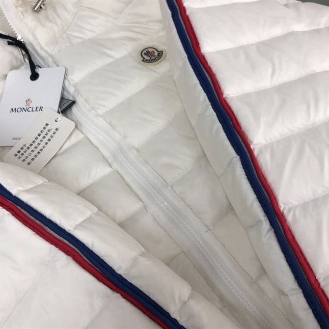 MONCLER AGOUT QUILTED SHELL JACKET – MC070