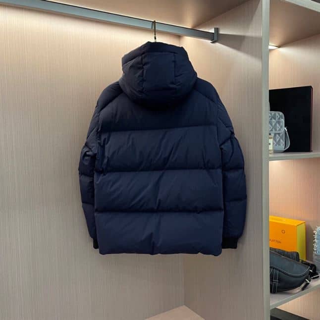 MONCLER AMBOISE SHORT DOWN COAT – MC039